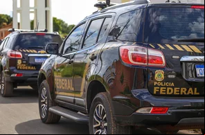 Viaturas da Polícia Federal