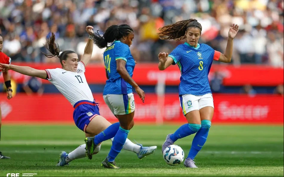 Seleção Feminina disputou primeiro jogo do ano contra os Estados Unidos