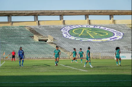 O jogo ocorreu no Albertão