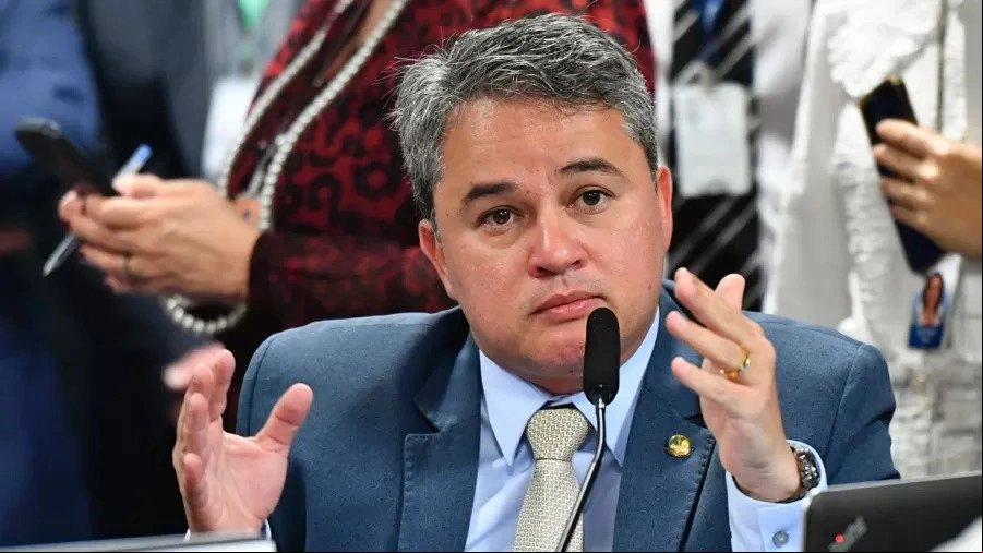Senador Efraim Filho (União Brasil)