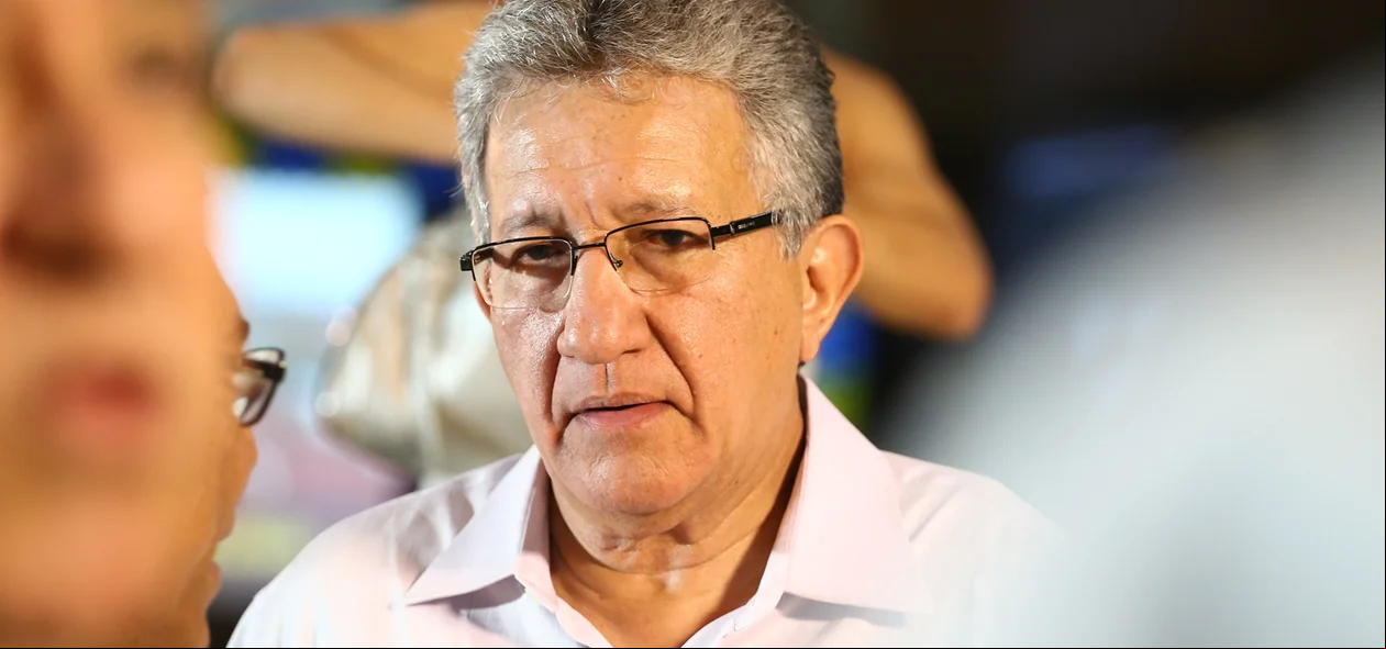 Luis Júnior 