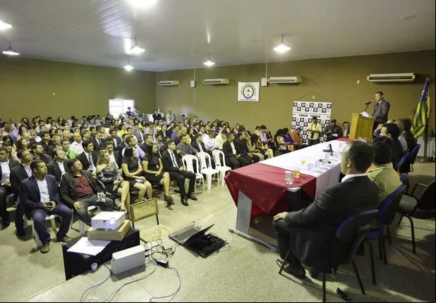 Secretaria de Segurança do Piauí empossa 76 policiais civis 