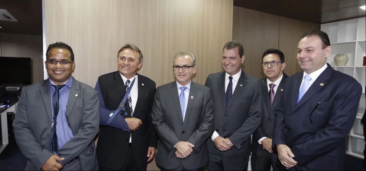 Autoridades na Câmara Municipal