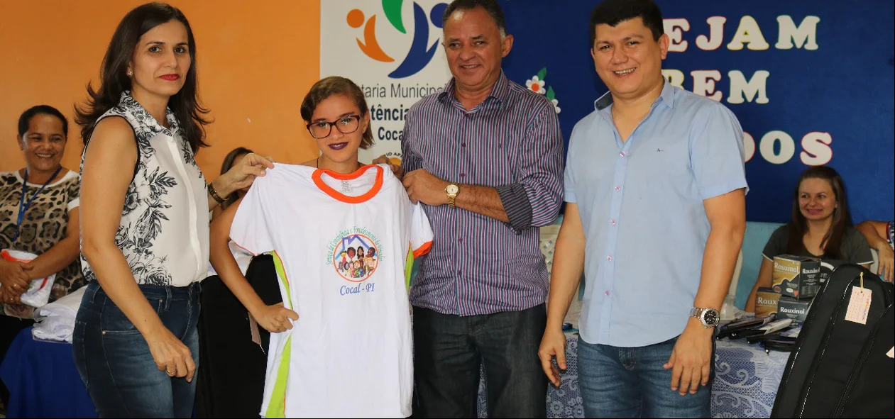 Entrega de fardamento escolar 