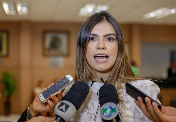 Pollyanna Rocha 