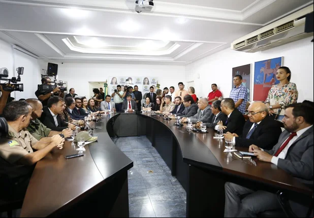 Wellington Dias lança "Programa Habitar Servidor" em Teresina