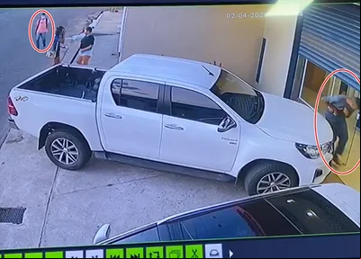 Suspeitos de roubar Hilux em Teresina