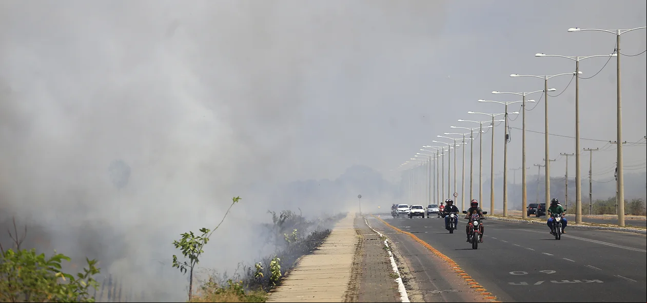 Incêndio de grandes proporções em Teresina 