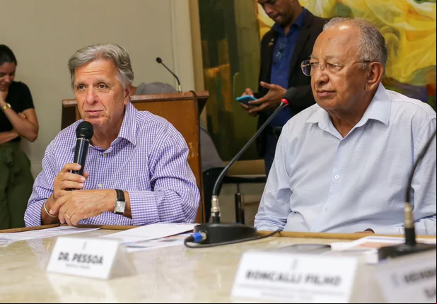 Dr. Pessoa assina ordem de serviço para reforma no Clube do Servidor