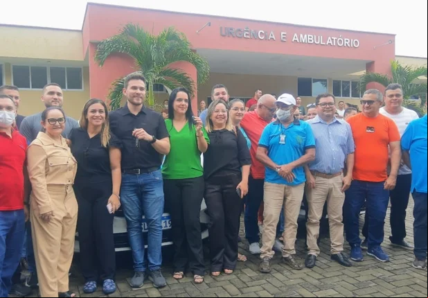 Prefeitura de Pedro II entrega novos veículos e reforça frota da saúde