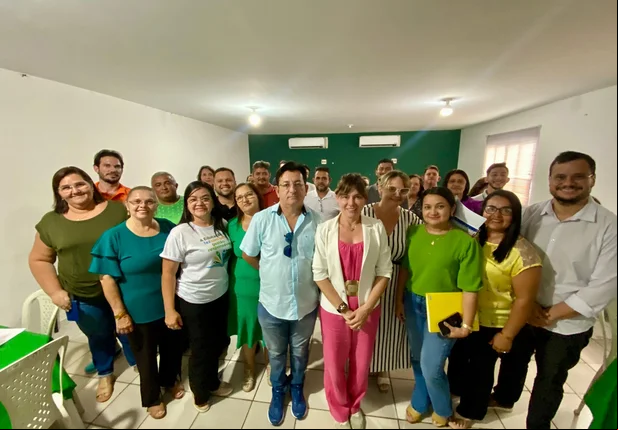 Prefeitura de Esperantina discute avanços da jornada escolar integral